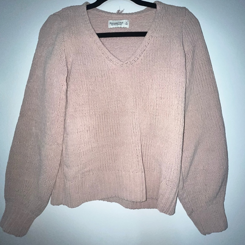 Abercrombie & Fitch Women's Blush V-Neck Sweater